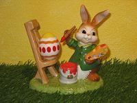 Goebel Hase  #601  Fleißiger Ostermaler  -  Hasenkünstler vor Staffelei