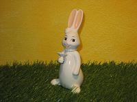 Goebel Hase  #627  Snow White "Flower for You"