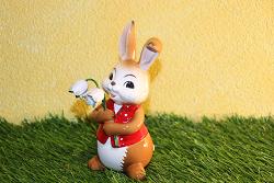 Goebel Hase  #711  Hurra der Frühling ist da
